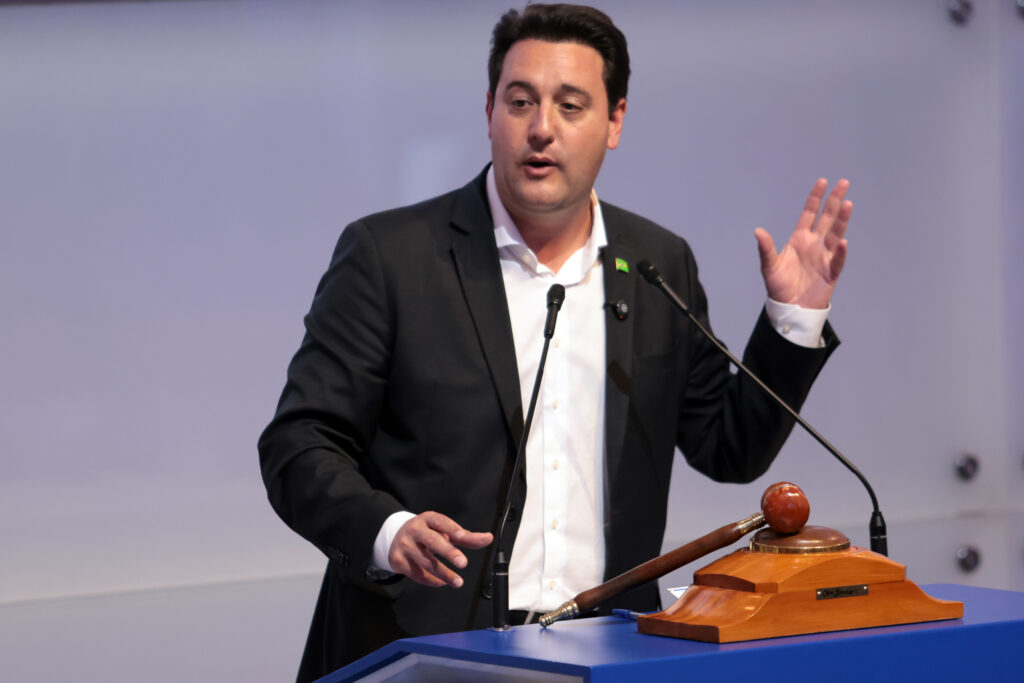 Ratinho Jr declara apoio a Caiado ao Planalto