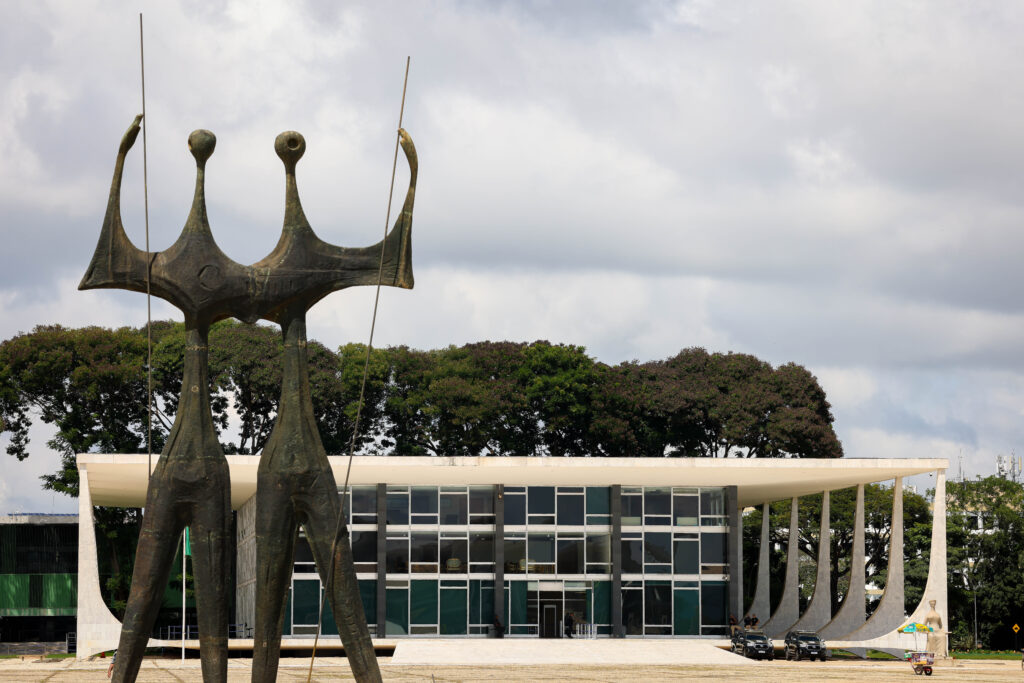 STF obriga divulgação detalhada de salários no Judiciário