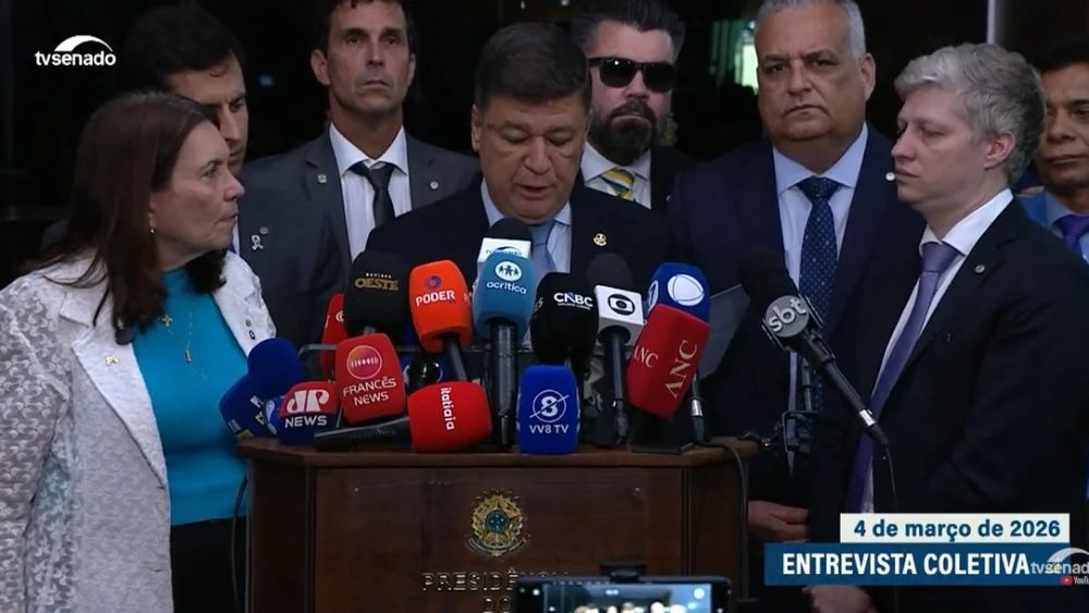 Carlos Viana critica decisão de Flávio Dino que suspendeu quebra de sigilo ligada a Lulinha e afirma que medida ameaça investigações da CPMI do INSS.