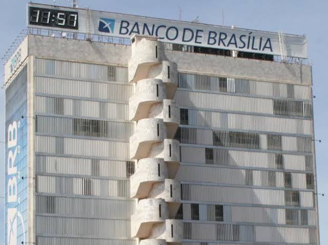BRB diz que GDF avalia aporte para cobrir perdas com Banco Master após investigações e crise no DF.
