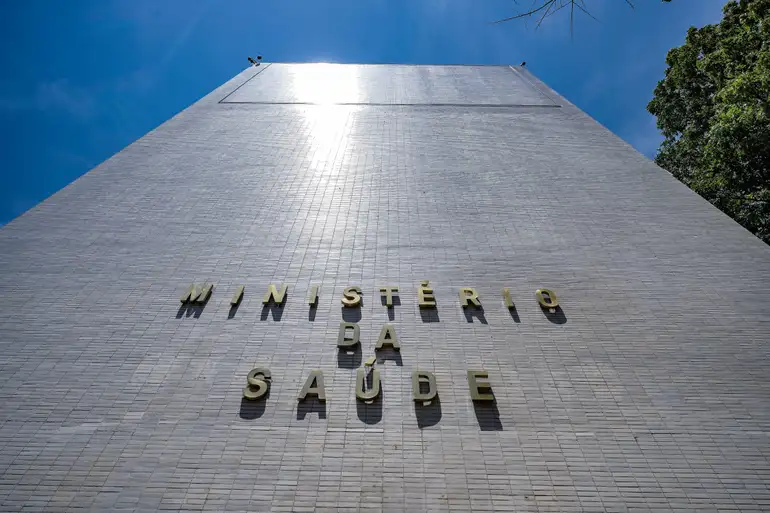 Ministério da Saúde recorre a apoio internacional para combater intoxicação por Metanol