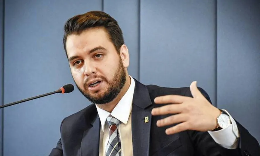 Moraes mantém prisão preventiva de Filipe Martins