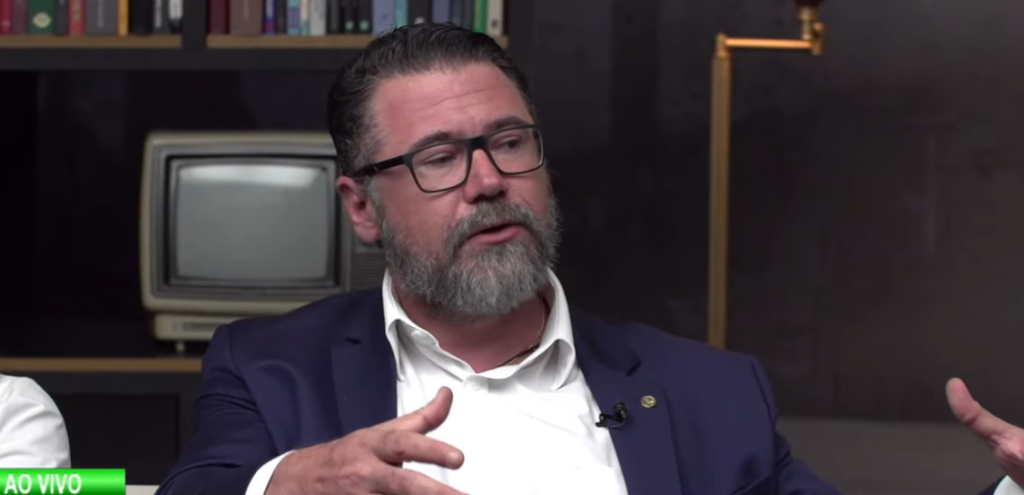 Pollon no ALive: 'Desenrola 2 é a nova picanha do Lula'