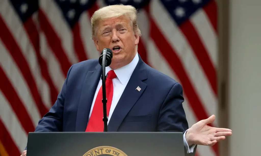 EUA realizaram, nesta quinta-feira (4), um novo ataque contra uma embarcação no Leste do Oceano Pacífico, próximo à costa da América Latina.