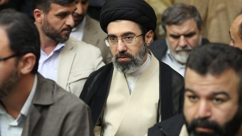 Mojtaba Khamenei assume no lugar do pai, morto pelos EUA
