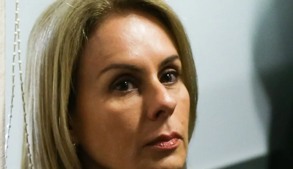 Relatório do Master preenchido por escritório de Viviane desaparece da CGU