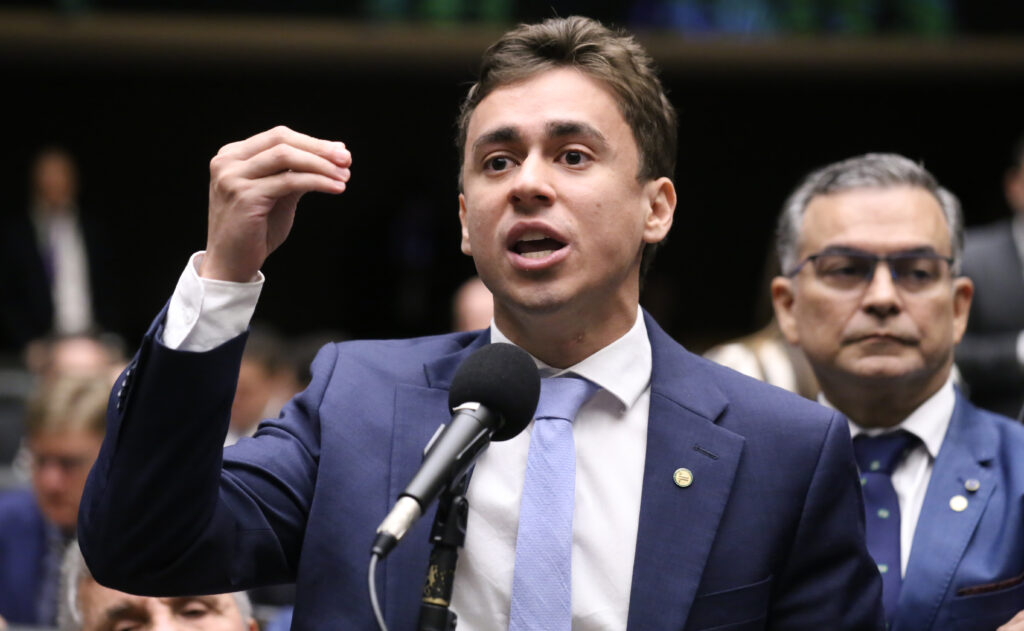 Nikolas cobra Alcolumbre por votação de veto da dosimetria e cita possível impacto da CPMI do Banco Master.