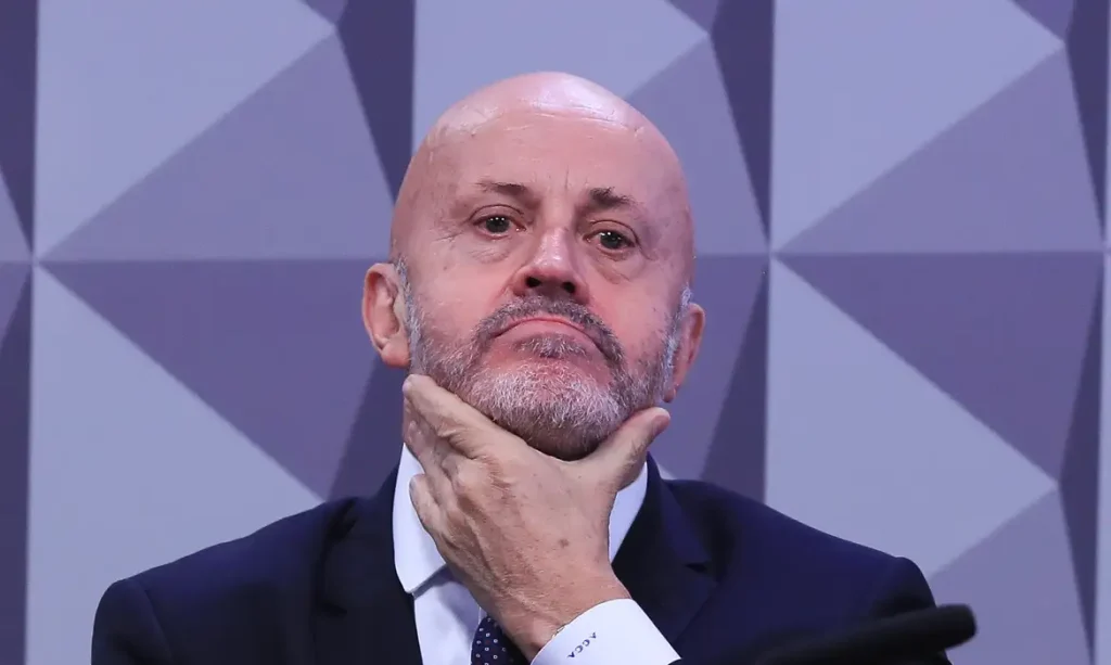 'Meter bala na sua cabeça': denunciante de mesada a Lulinha foi ameaçado por “Careca do INSS”