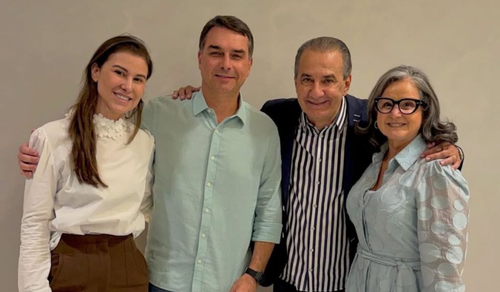 Após derrota de Messias, Malafaia se reaproxima de Flávio Bolsonaro