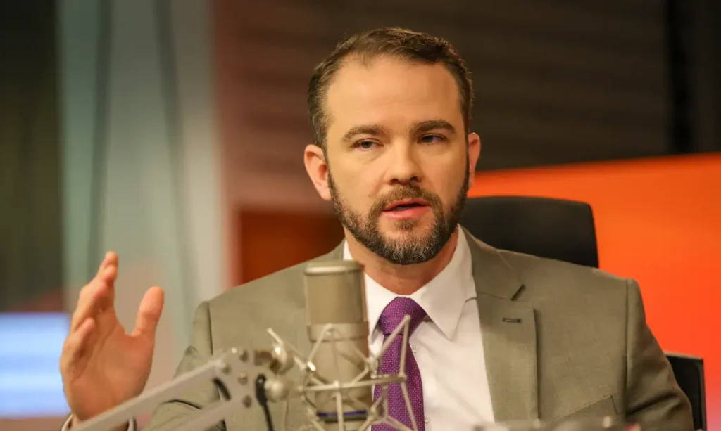 Dario Durigan - Governo prepara Desenrola para informais e adimplentes