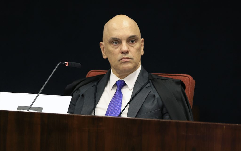 Alexandre de Moraes esteve ao menos duas vezes na mansão de Daniel Vorcaro, em Brasília, onde se reuniu com o então presidente do BRB em meio à crise do Banco Master