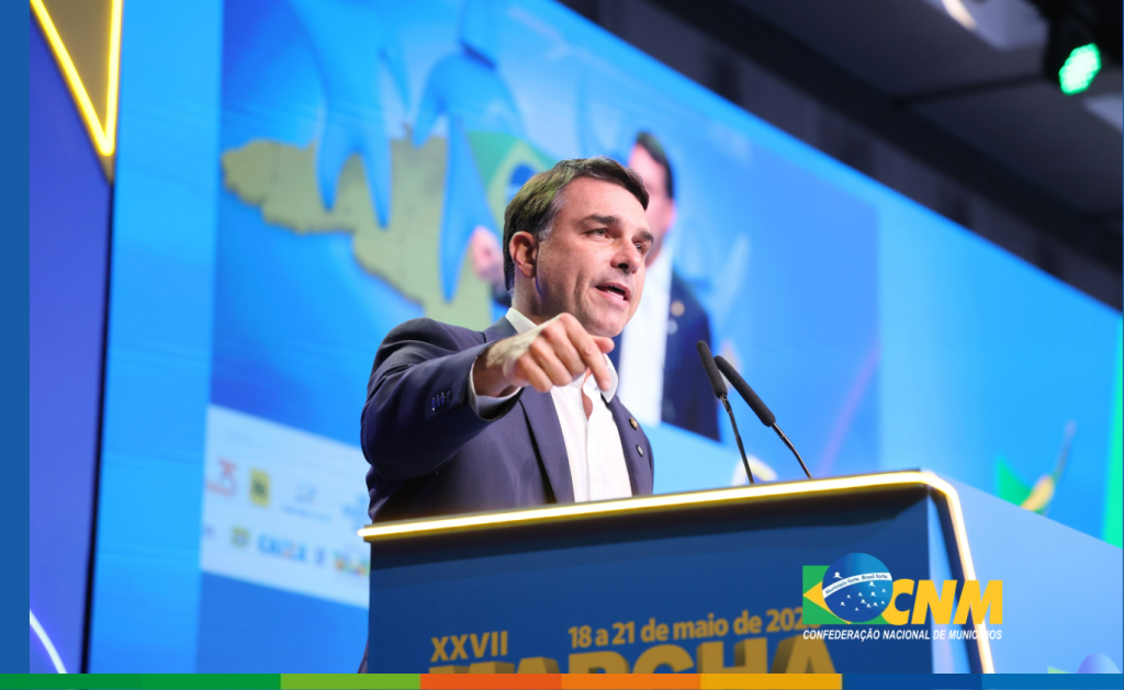 “Nordeste não é o problema, Nordeste é a solução”, diz Flávio em evento da CNM