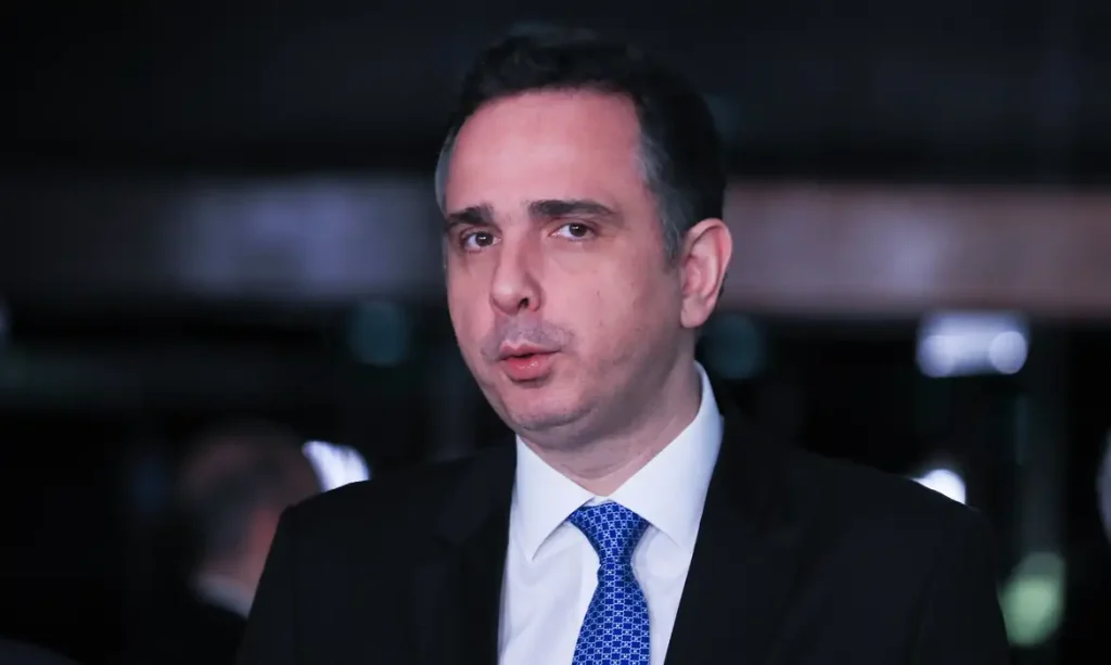 Lula não indicará Rodrigo Pacheco ao STF. Senador sinaliza fim da carreira política após reunião no Planalto