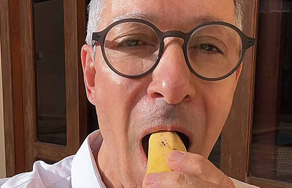 Zema come banana com casca