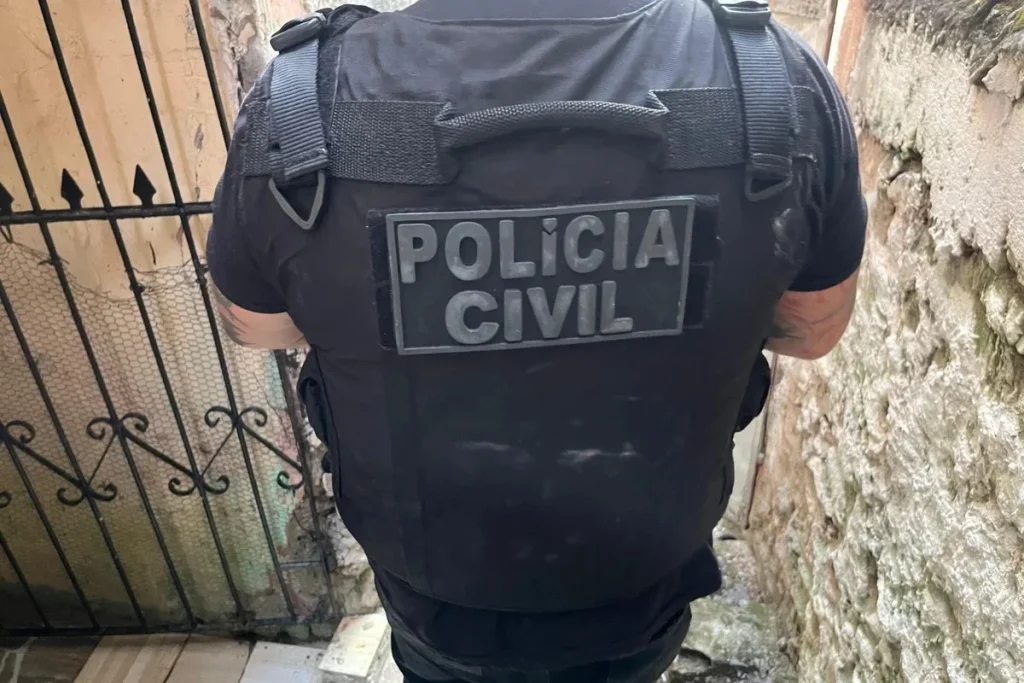 Criminoso ligado ao CV é capturado na Bolívia após anos de fuga internacional foto: PCCE