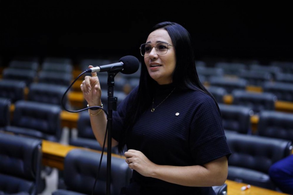 Dayany Bittencourt foi eleita deputada federal pelo União Brasil em 2022 / Crédito: Pablo Valadares/Câmara dos Deputados Leia mais em: https://www.opovo.com.br/noticias/politica/2026/07/10/camara-declara-perda-do-mandato-de-dayany-do-capitao.html ©2026 Todos os direitos são reservados ao Portal O POVO, conforme a Lei nº 9.610/98. A publicação, redistribuição, transmissão e reescrita sem autorização prévia são proibidas