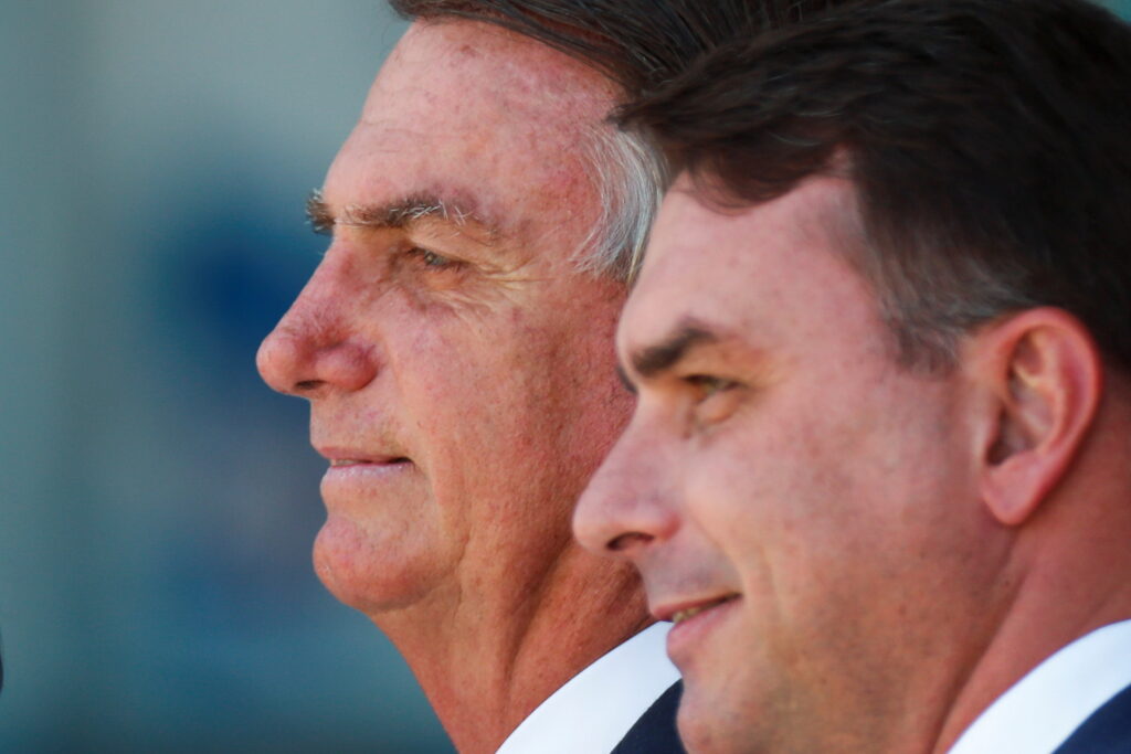 Jair-Bolsonaro-Flávio