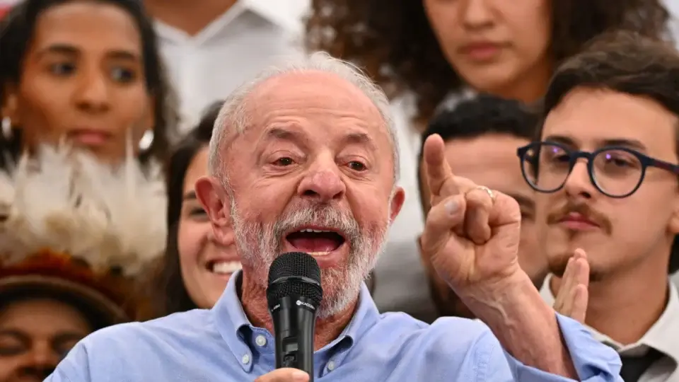Lula cria secretaria com mais de 50 cargos para explorar terras raras